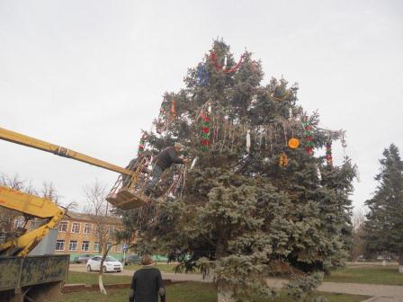 В сельских поселениях Тбилисского района готовятся к новогодним праздникам