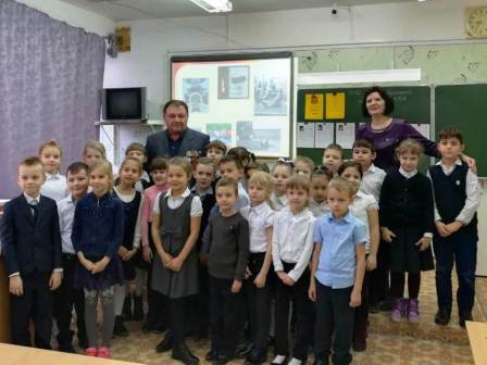 В шестой школе прошли Уроки мужества, посвященные 30-летию вывода советских войск из Афганистана