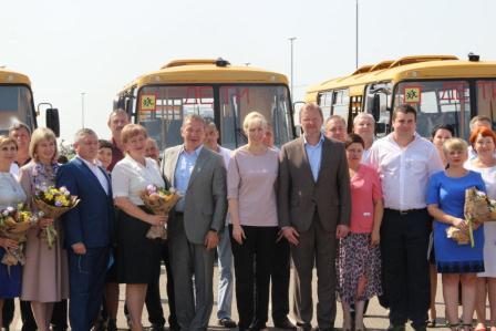 Тбилисский район получил третий школьный автобус за год