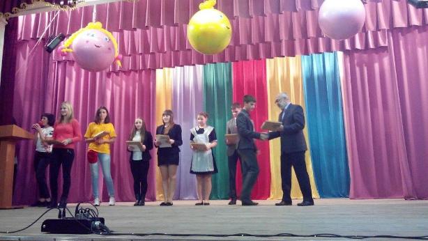 Глава Тбилисской поздравил школьных лидеров