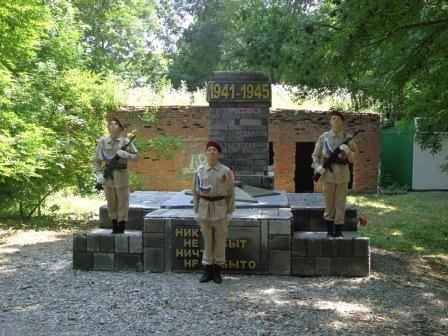 Тбилисцы заняли второе место в краевой военно-спортивной игре «Зарница»