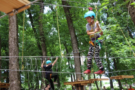 В Тбилисском районе открыли веревочный парк
