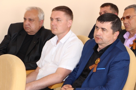 Депутаты ЗСК провели рабочий день в Тбилисском районе