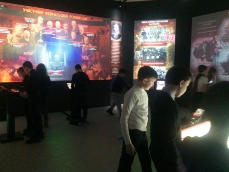 Ученики пятой школы посетили музей «Россия – моя история» в Краснодаре