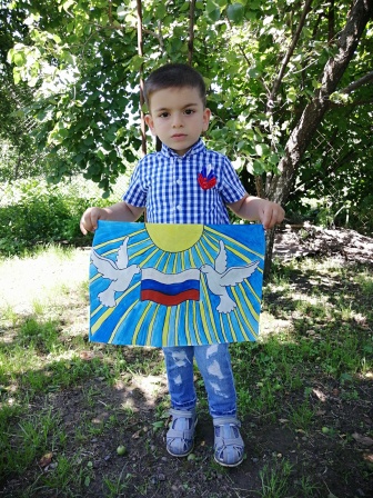 Тбилиссцы принимают участие в акциях, посвященных Дню России