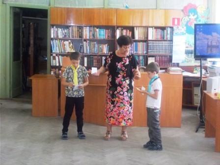 в тбилисской центральной детской библиотеке 