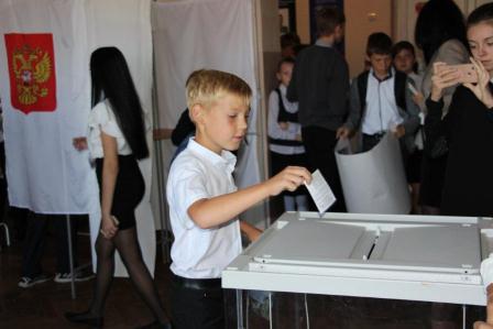 В тбилисских школах выбирают президентов