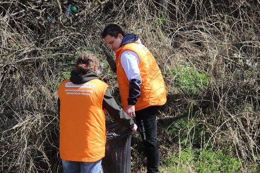 В районе проходит эко-акция #ТбилисскийБеZпластика