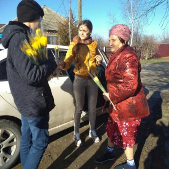 В Тбилисском районе состоялась акция «Подарок для милых дам»