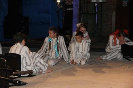 Тбилисские артисты поведали зрителям о нелегких судьбах в военное время