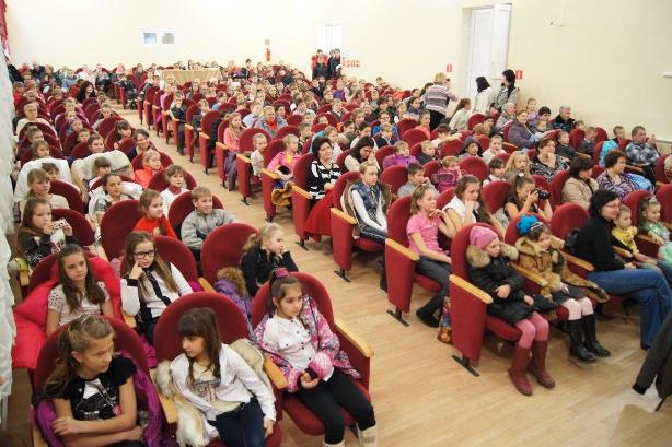 Поздравление детей с Новым годом