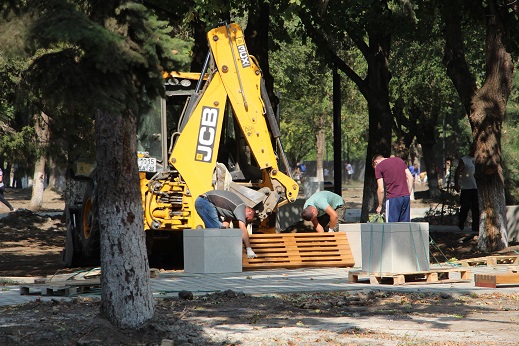 Большой субботник состоялся в тбилисском парке