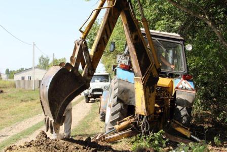 В хуторе Северин на улице Тургенева начали строить водопровод