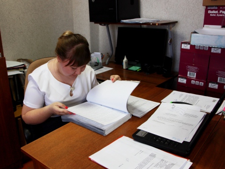 Тбилисские школьники попробовали себя в роли управленцев районной администрации