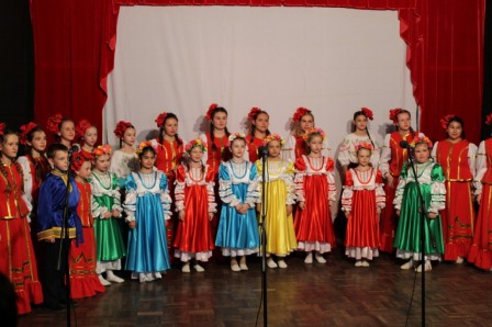 Творческие коллективы Тбилисского района подтвердили высокие звания