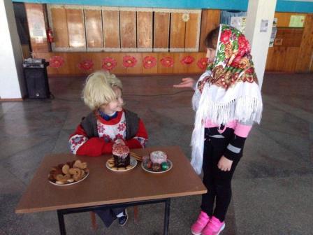 Маленькие ловлинцы поставили сказку «Пасхальный колобок»