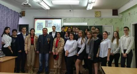 В шестой школе прошли Уроки мужества, посвященные 30-летию вывода советских войск из Афганистана