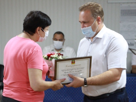 Тбилисских медиков поздравили с наступающим профессиональным праздником