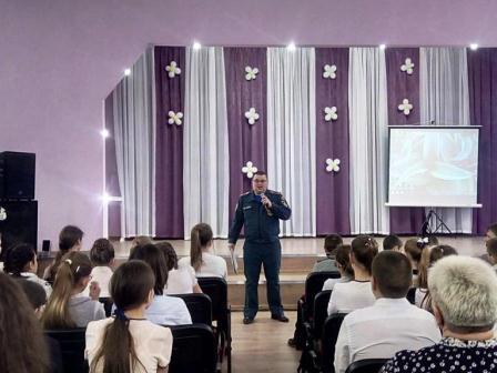 В шестой школе прошло мероприятие по пожарной безопасности