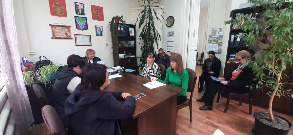 В Тбилисском районе проводится первый этап Всероссийской эстафеты «Мои финансы» В Тбилисском районе проводится первый этап Всероссийской эстафеты «Мои финансы»