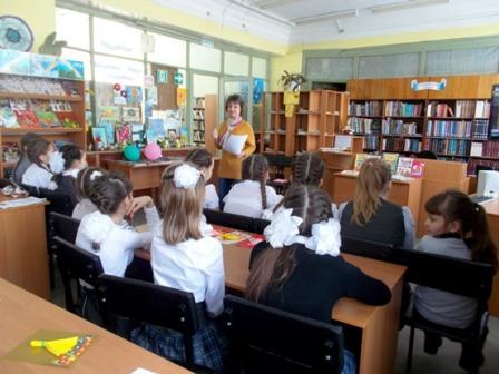 Загляните в мамины глаза.