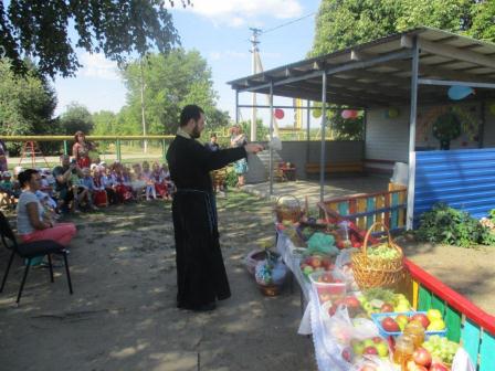 В детском саду «Ивушка» отметили Яблочный спас