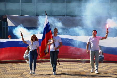 День российского флага отметили в Тбилисской