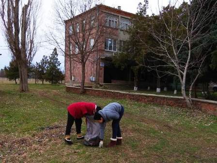 В Ловлинской прошел субботник