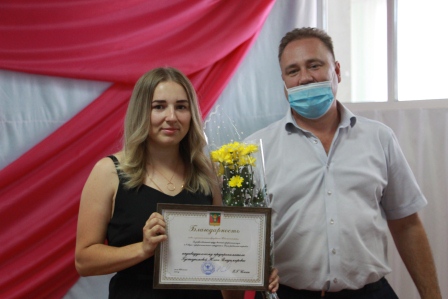 В Тбилисском районе работников торговли поздравили с профессиональным праздником