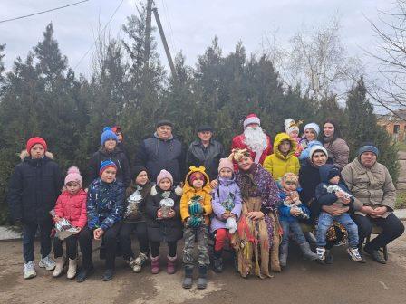 Поздравление жителей Нововладимировского сельского поселения с Новогодними праздниками