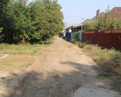 В Тбилисской продолжается грейдирование дорог