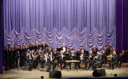 В Тбилисской выступил Кубанский духовой оркестр