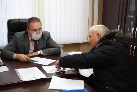 Глава Тбилисского района провел прием граждан