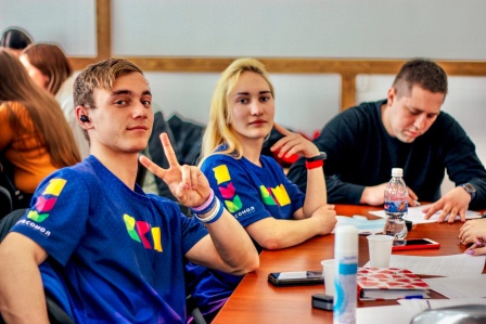 Молодежи рассказали, как получить деньги на свой проект