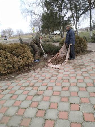 Субботник на памятнике