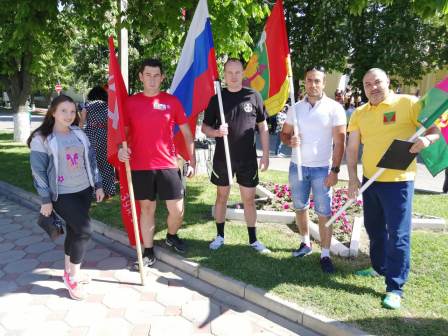 «Лидеры Кубани» приняли участие во Всекубанской эстафете, посвященной Великой Победе