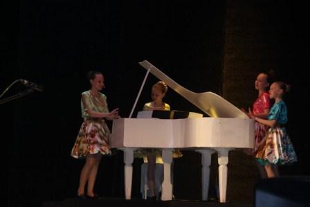 В Тбилисском районе состоялось открытие конкурса-фестиваля «Белая акация»