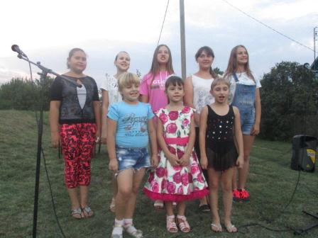 В хуторе Чернобаб прошел концерт