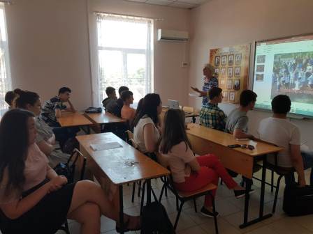 С тбилисскими студентами провели беседу о здоровом образе жизни