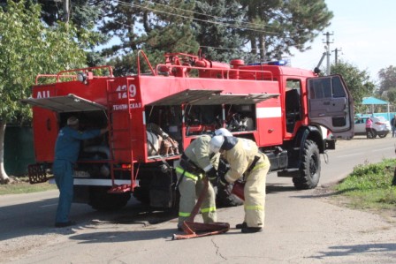 Экстренные службы Тбилисского района провели тренировку по ликвидации последствий ДТП