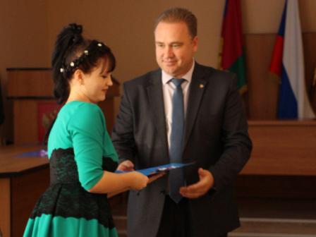 В Тбилисском районе 13 семей получили жилье