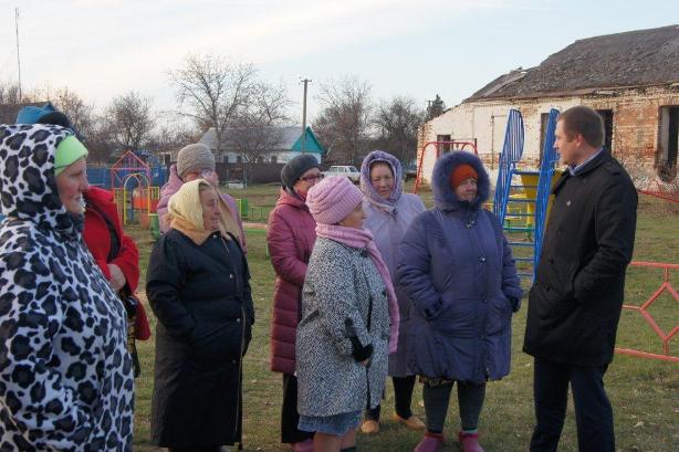 открытие концертной площадки и детского городка