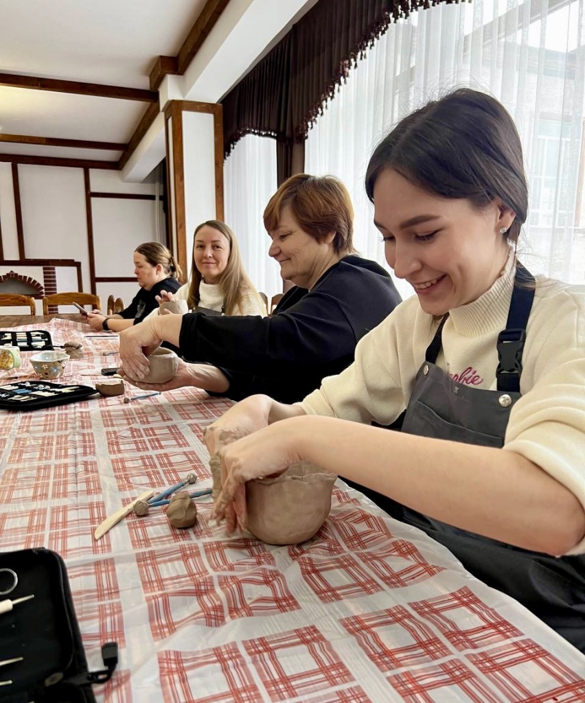 Состоялся очередной мастер-класс по лепке из глины!