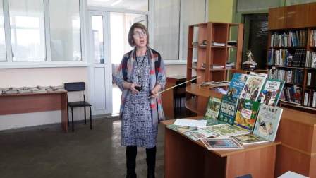 Детская районная библиотека провела экологический час для школьников