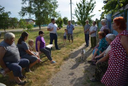 Глава Ванновского поселения проводит встречи с жителями