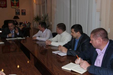 Евгений Ильин провел рабочую встречу с главами поселений