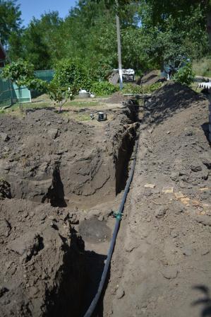 В хуторе Красный Зеленчук на улице Почтовой провели водопровод