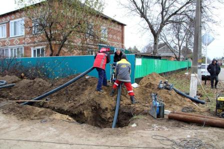 В Тбилисской ведется замена более 1 км водопроводных сетей