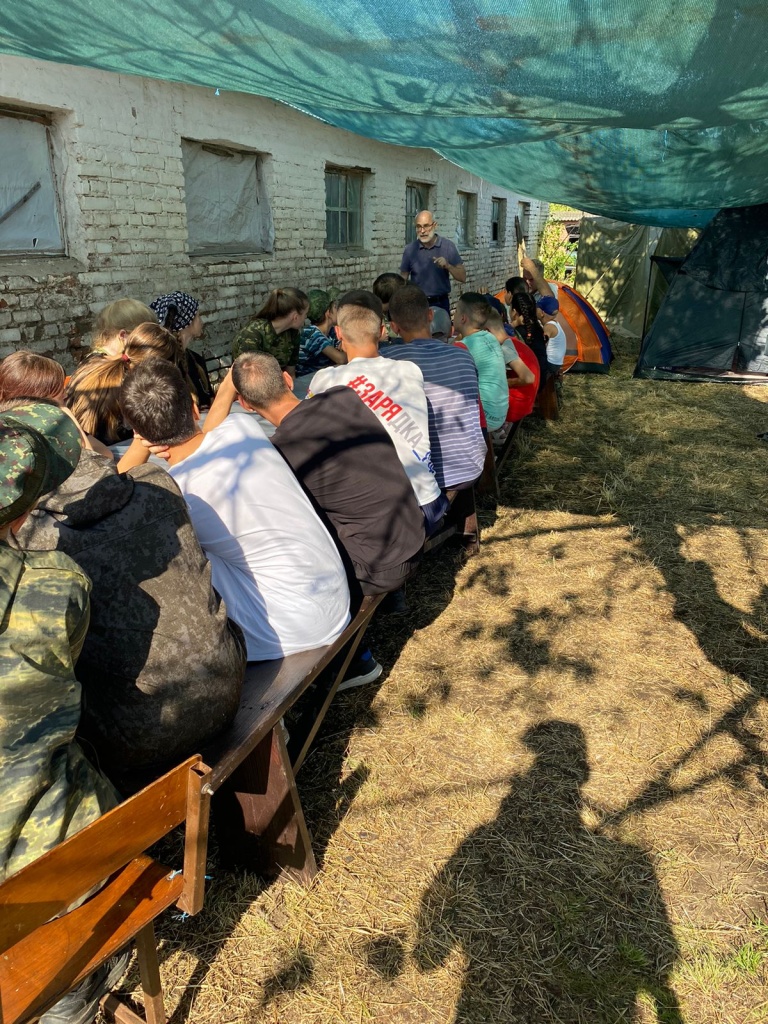 Сотрудники архива побывали на полевых сборах казачат