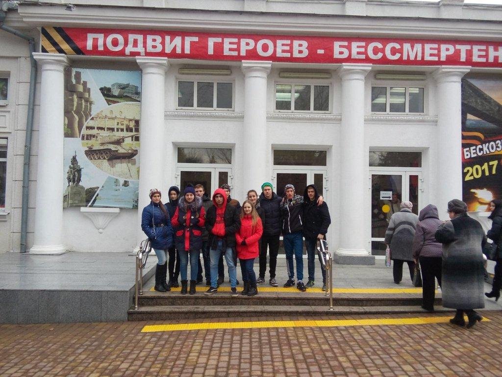 RztGicFWJAw.jpg RztGicFWJAw.jpg